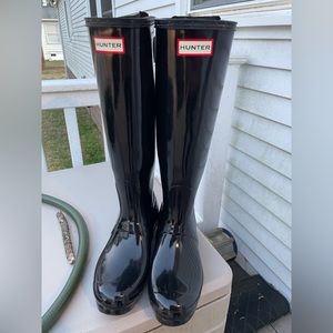 Women's Tall Back Adjustable Gloss Rain Boots